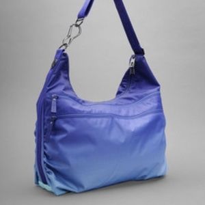 Lululemon on the move ombré gym bag